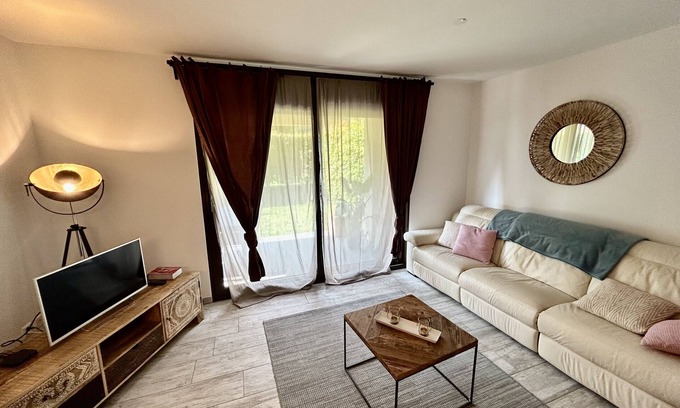 Tegna Apartment | Discover Maggia in Style - Family-Friendly Swisshomebnb