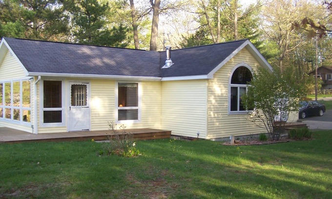Ludington Cottage | Experience Maggies on the Bayou: Ideal for Adventure Seekers