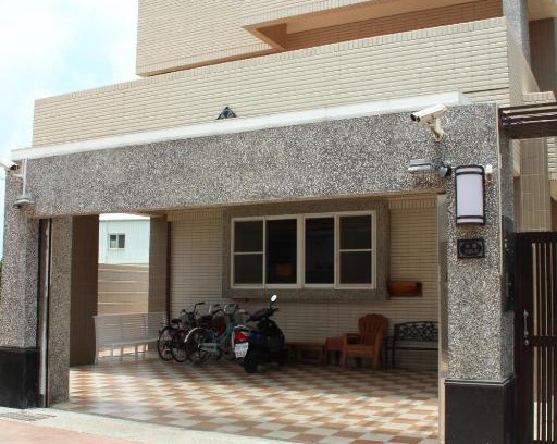 Magong House | Cozy Magi House: Oceanfront Retreat with Pet-Friendly Perks