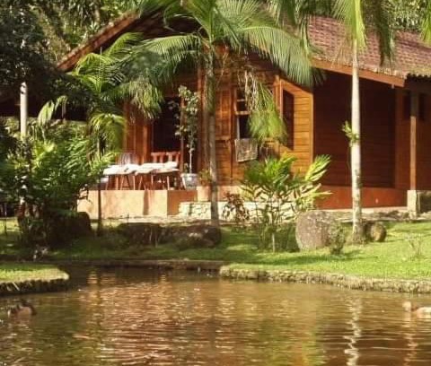 Morretes Ski Chalet | Enchanting Getaway at Magia e Lazer - Pet Friendly Chalés