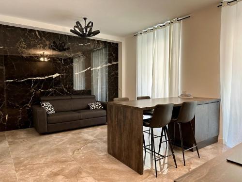 Citta Bassa Apartment | Elegant Stay at Magic Place Bergamo - Rated 9.8/10!