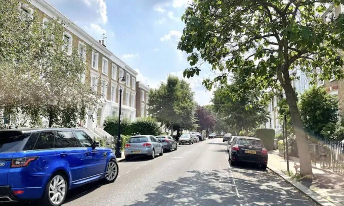Vauxhall Apartment | Design-Led Duplex Apartment in Central London with Spa
