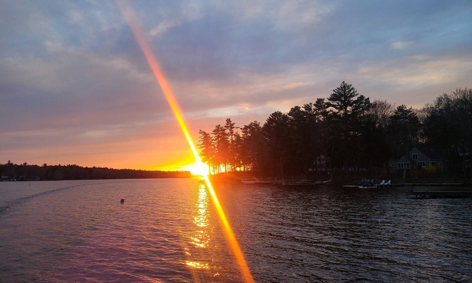 Standish Cottage | Enchanting Lakeview Cottage on Frye Island, ME - Pet Friendly