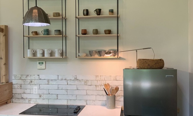 Burnsville Apartment | Guest Rated 10/10 at Magical River Wonderland with Kitchen