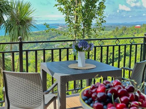 Tsikhisdziri House | Enchanting Tsikhisdziri with Private Beach & Ocean Views