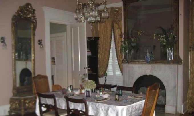 Franklin Apartment | Magical stay at The Fairfax House D