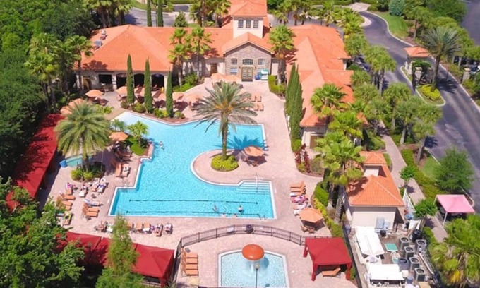Four Corners Condo | Enchanting Tuscan Retreat with Spa and Ocean Views