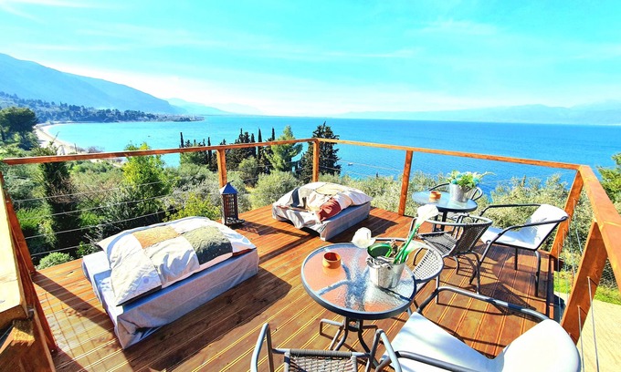 Kamena Vourla Apartment | Enchanting Magical View Studios in Kamena Vourla