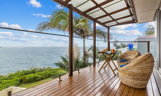 Dee Why Apartment | Experience Magical Views of Dee Why with Unmatched Amenities
