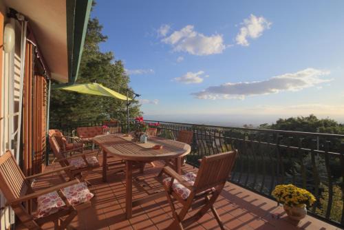 Ragalna Bed & Breakfast | Exceptional Magma Guest House: Pet-Friendly & Family-Ready