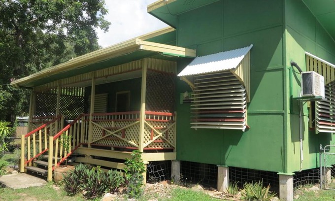 Arcadia House | Cozy Magnautical Cottage with Ocean View in Arcadia