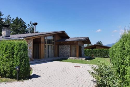 Razlog Ski Chalet | Exceptional MAGNET Chalet with Family and Pet Amenities