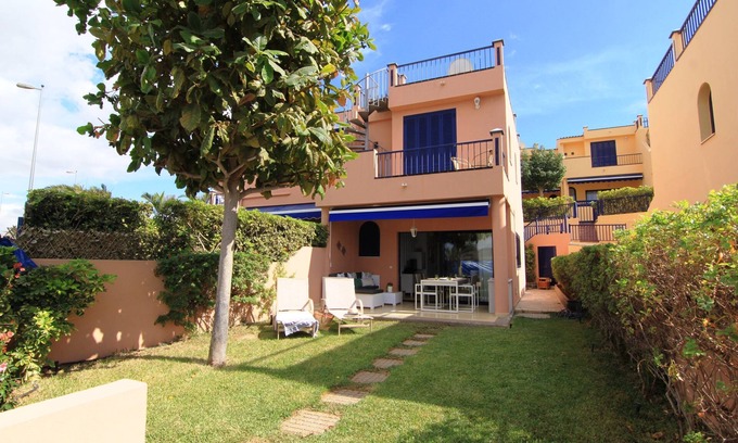 Costa Meloneras House | Idyllic Home with Ocean Views, Pool, and Garden Oasis