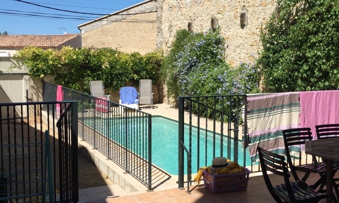 Saint-Genies-de-Fontedit House | Inviting Family Retreat with Pool and Ocean Views