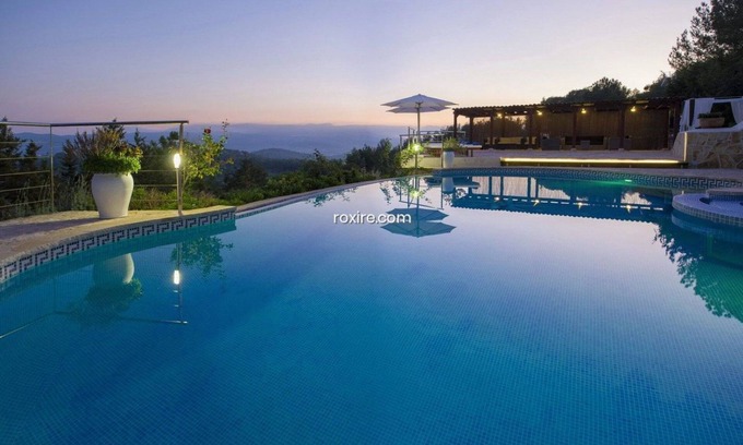 Sant Antoni de Portmany Villa | Impressive Villa Beia: Pool, Spa & Premier Amenities Await