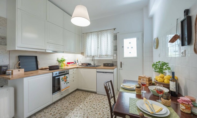 Voula Hotel | Welcoming Home in Athens Voula with Family-Friendly Amenities