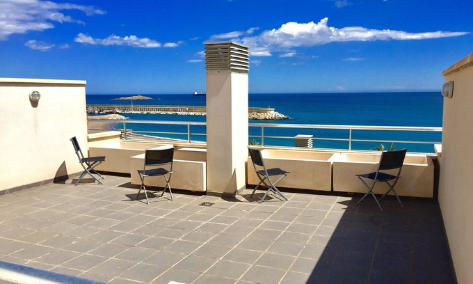 Carboneras Apartment | Elegant Penthouse with Ocean View and Spa in Carboneras