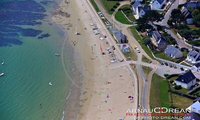 Damgan House | Magnificent and protected view and direct access to sandy beach at 10 m, Wi-fi