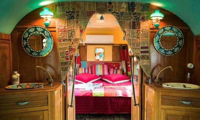 Mezos House | Enchanting Bohemian Caravan 1930 with Ocean View Amenities