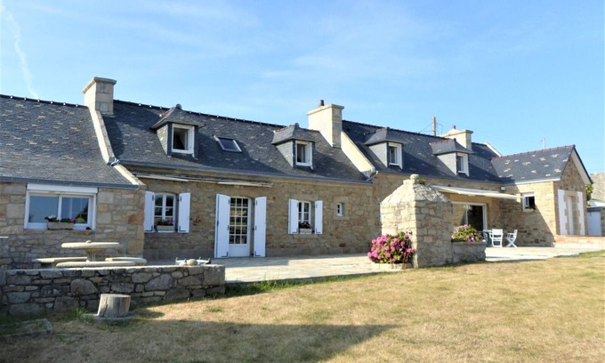 Esquibien Villa | Elegant Farmhouse with Breathtaking Ocean Views in Audierne