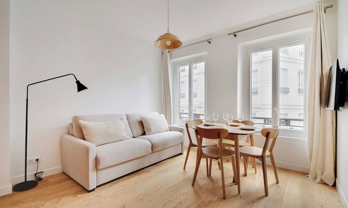 2nd Arrondissement Apartment | Magnificent flat near Bourse