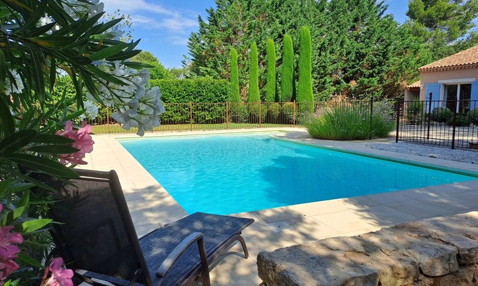 Menerbes House | Relaxing Gite in Luberon - Private Pool & Ocean Views