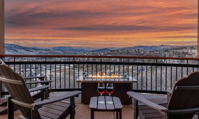 Steamboat Springs House | Premier Mountain Retreat - Sleeps 32 & Near Skiing