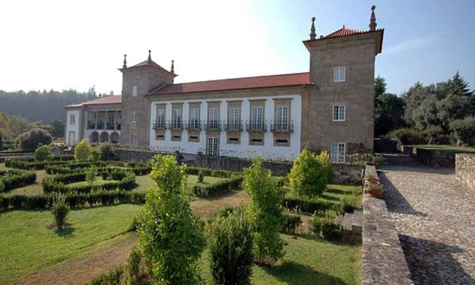 Cossourado Villa | Elegant Villa Lima Palace: 10 Bedrooms & Tennis Court