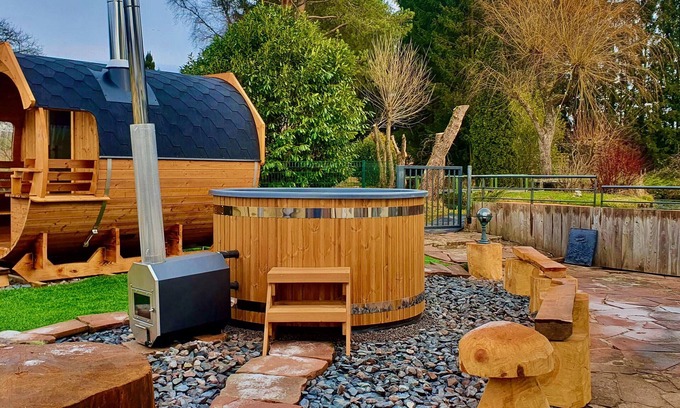 Provencheres-et-Colroy Cottage | Spacious Gite Colroy-la-Grande: Family-Friendly Retreat