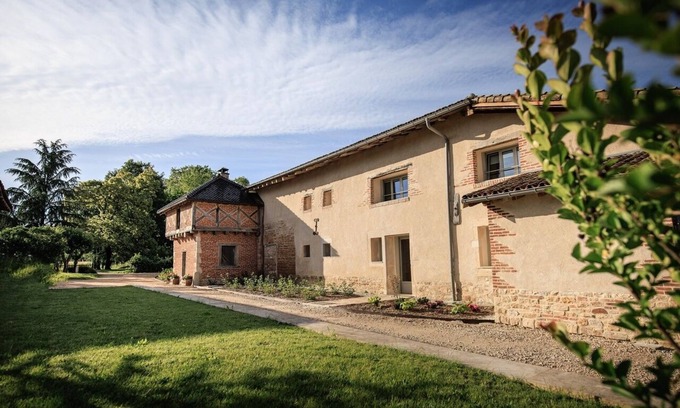 Bage-la-Ville Other | Magnificent renovated farmhouse in the heart of nature
