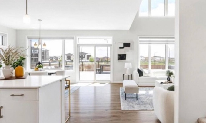 Fort Gary House | Magnificent Stylish Escape