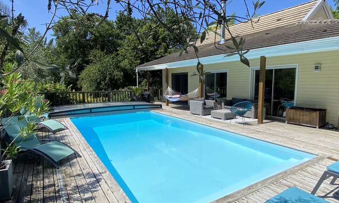 Bordeaux Villa | Idyllic Villa with Pool, Spa and Perfect Guest Ratings