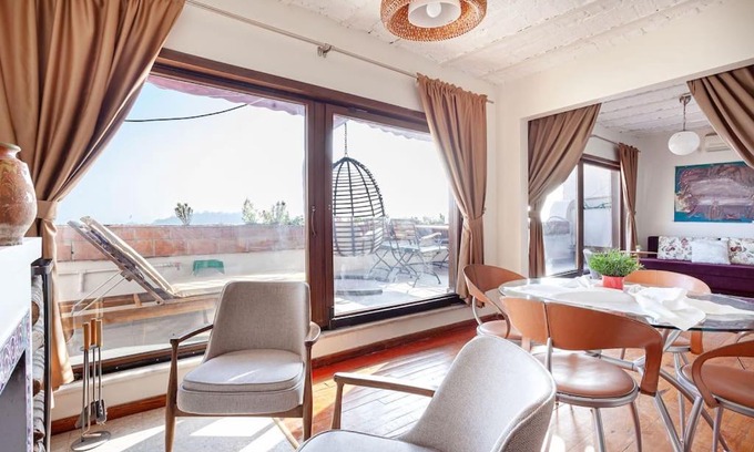 Galata Apartment | Scenic Views in the Heart of the City - 4-Star Family Haven