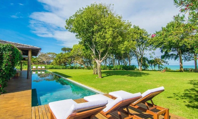 Puerto Seguro Center Villa | Scenic Retreat with Private Pool in Trancoso - BAH022