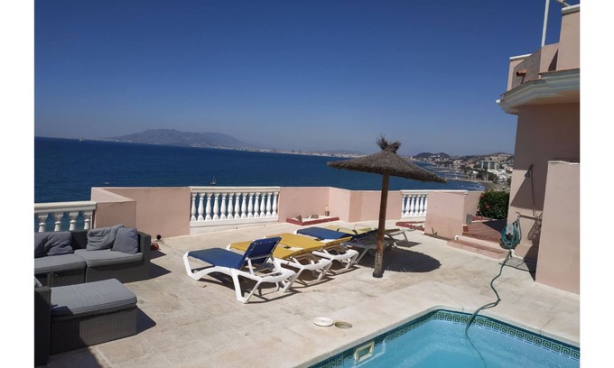 Malaga-Este Villa | Beautiful Villa Steps from the Beach with Pool & Spa