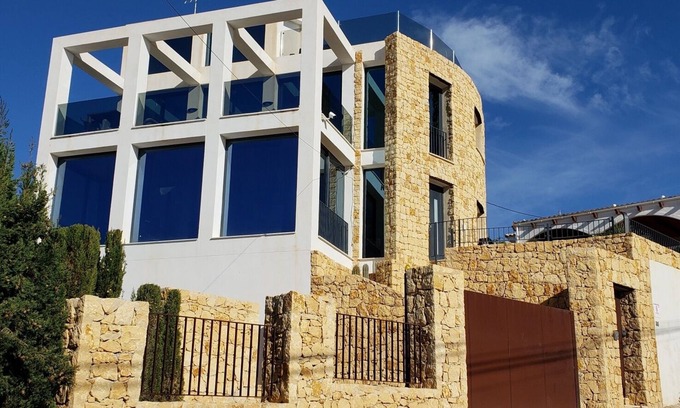 Coveta Fuma House | Unforgettable Villa in Coveta Fuma with Pool & Sea Views