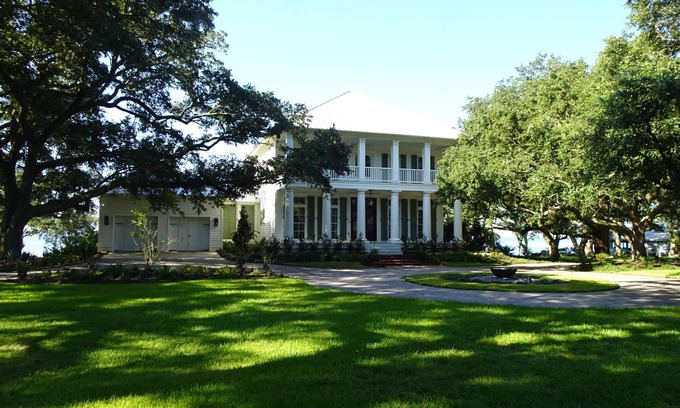 Ocean Springs House | Elegant Waterfront Retreat with Pool & Breakfast Included!