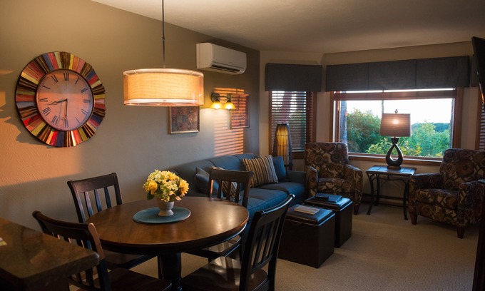Egg Harbor Condo | Exceptional Water View Condo with Spa and Pool Access
