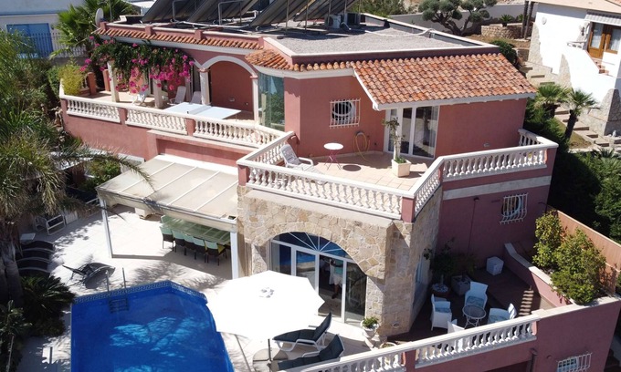 Peniscola House | Exceptional Oceanfront Villa with Pool & Spa - 10/10 Rating