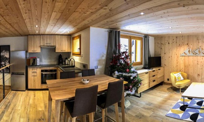 Meribel Apartment | Modern 60m2 Apartment in Central Méribel - Rated 9.3/10