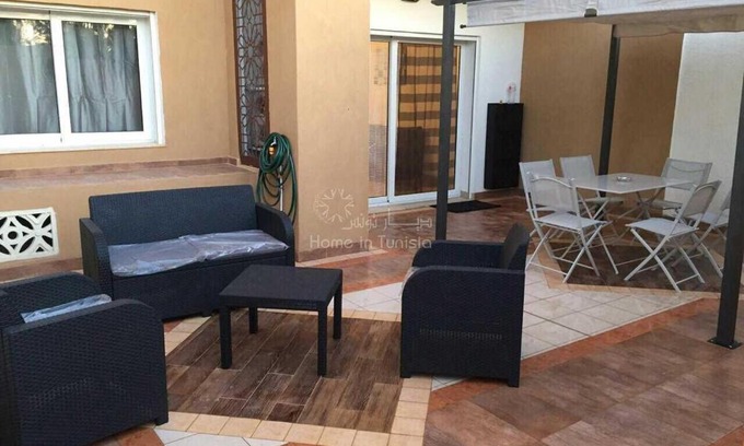 Chott Mariem Apartment | Elegant Apartment with Pool in Premier Residence