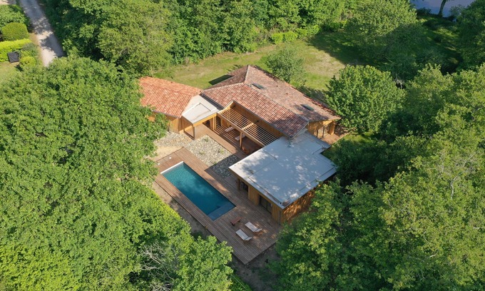 Seignosse House | Enchanting Retreat in the Unique L'étang Noir Nature Reserve
