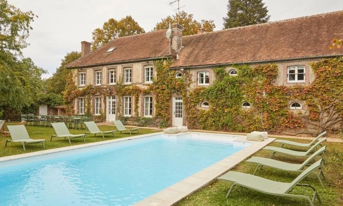 Villebeon House | Charming Retreat Near Paris: La Prairie by Oasis House