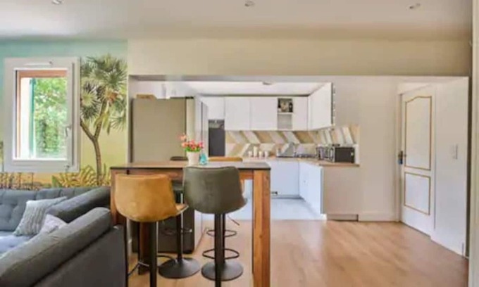 Bras de Fer Villa | Guest Rated 10/10 - Magnifique Villa by the Seine
