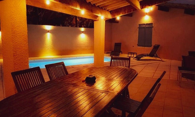 Tourbes Villa | Beautiful Villa in Tourbes with Private Pool & Breakfast