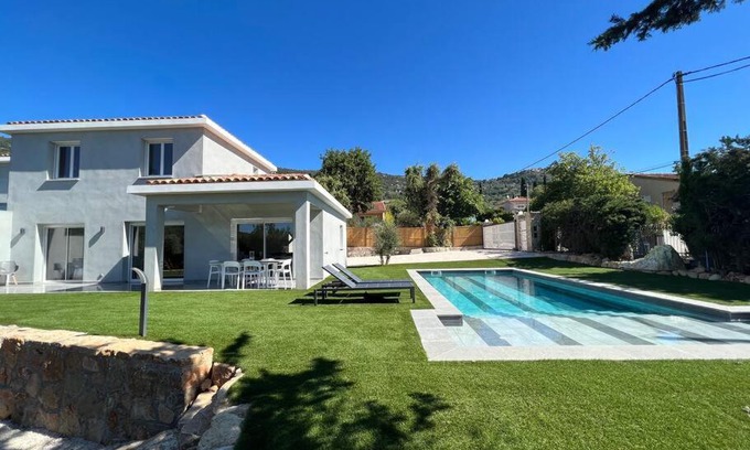 Peymeinade Villa | Elegant Villa with Pool and Kitchen Amenities Awaiting You