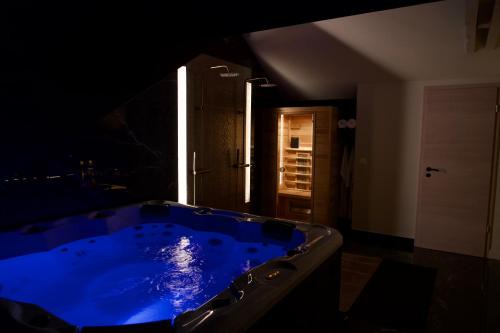 Riedisheim Villa | Elegant Villa le89 with Private Jacuzzi and Sauna Retreat