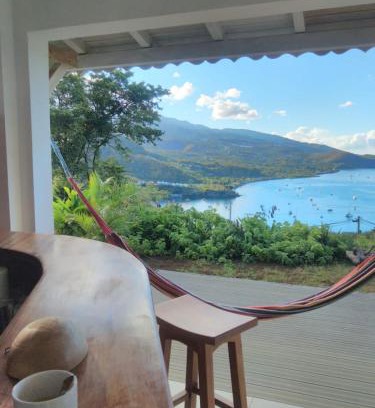 Malendure Apartment | Beautiful Ocean View Hotel Overlooking Baie de Malendure