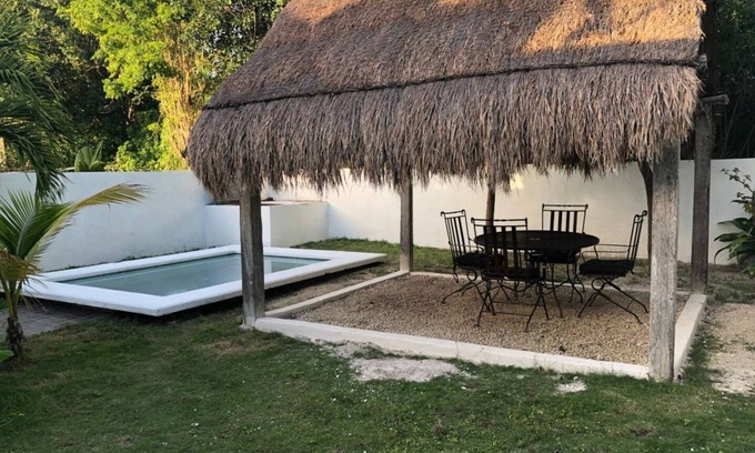 Majahual House | Relaxing Stay for 8 in Mahahual with Spa & Breakfast