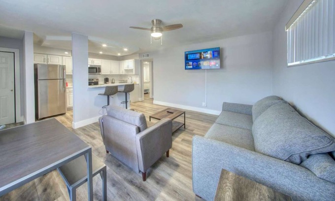 Harbordale Condo | Beachfront Bliss: Mahalo Waterfront 2 BR Apartment